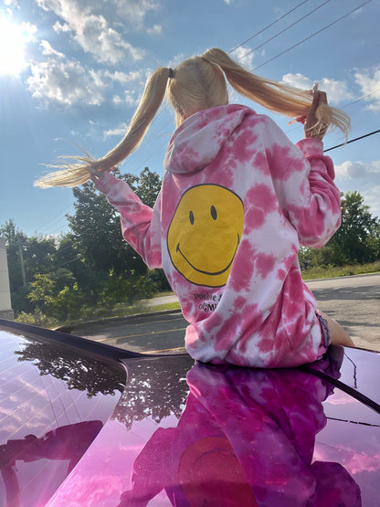 SMILEY POSITIVE STATE OF MIND RELAXED TIE DYE 🙃🩷(L)