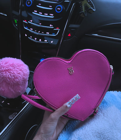 VICTORIA'S SECRET HOT PINK HEART BAG 💖👛